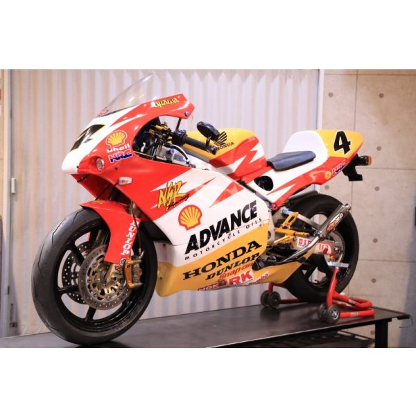 画像5: T2Racing制作 HONDA NSR250R MC21 【 ADVANCE　’99　宇川徹　レプリカ 】 フルカスタム車両 