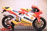 T2Racing制作 HONDA NSR250R MC21 【 ADVANCE　’99　宇川徹　レプリカ 】 フルカスタム車両 