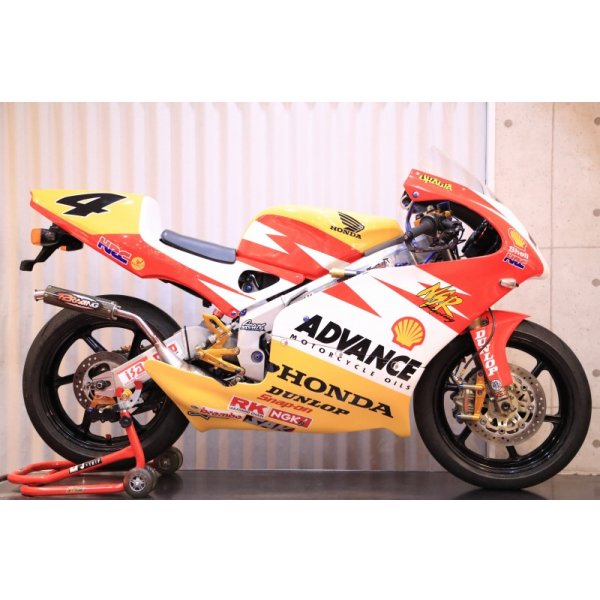 画像1: T2Racing制作 HONDA NSR250R MC21 【 ADVANCE　’99　宇川徹　レプリカ 】 フルカスタム車両 