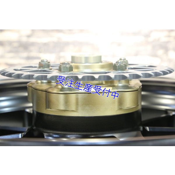 画像10: ADVANTAGE製 マグホイール EXACT RACING１０ 3.00-17/4.50-17 MC21用 