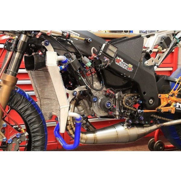 画像22: ファクトリー ラム圧BOXキット  [ カーボン ]　MC21【 Racers Series 】