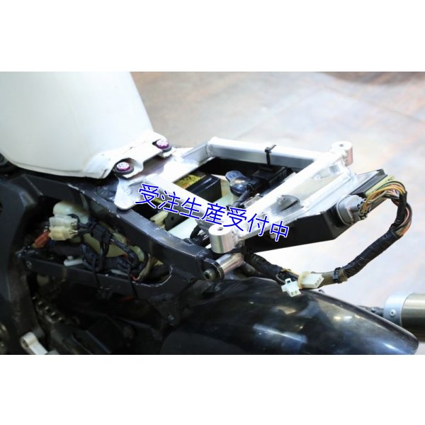 画像7: オリジナル アルミシートレール【 TZR250R ３XV 】