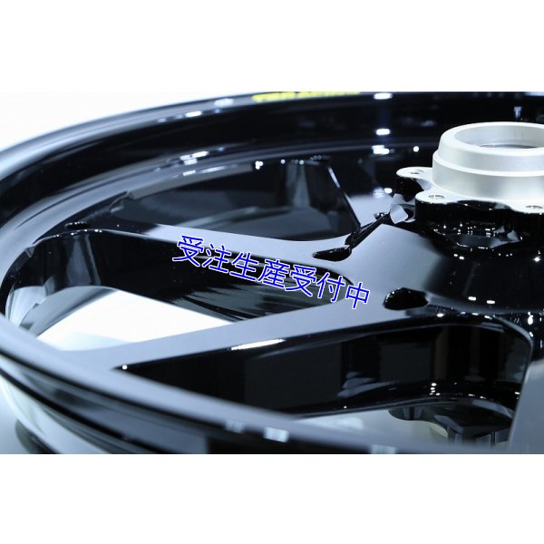 つや有ブラック