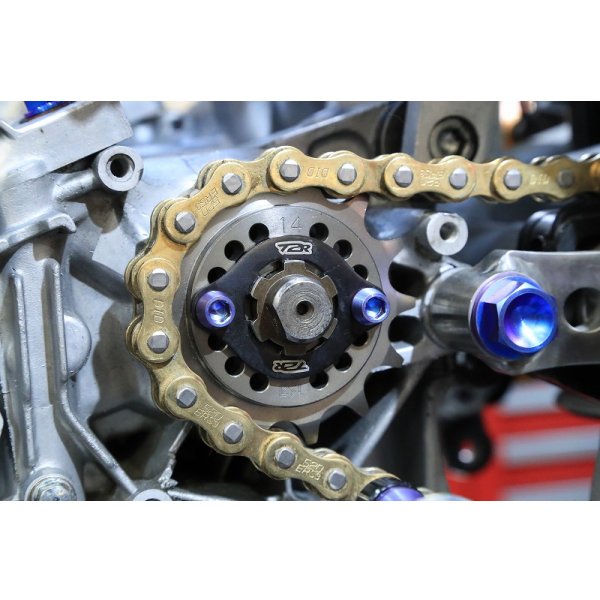 画像9: フィキシングプレート