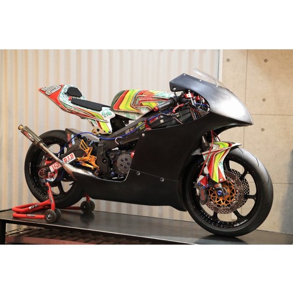 画像3: オリジナル フルカウル TYPE-3 ストリートタイプ  FRP製 [ 黒ゲル ] MC21・28