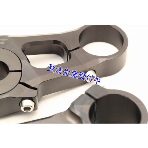 画像8: ロビーモト製 トリプルクランプKIT  [ TYPE-2 ] 【 MC18 】