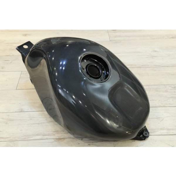 画像3: TYGA PERFORMANCE製 カーボンフューエルタンク 【 MC28 】