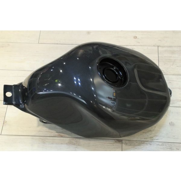 画像5: TYGA PERFORMANCE製 カーボンフューエルタンク 【 MC28 】