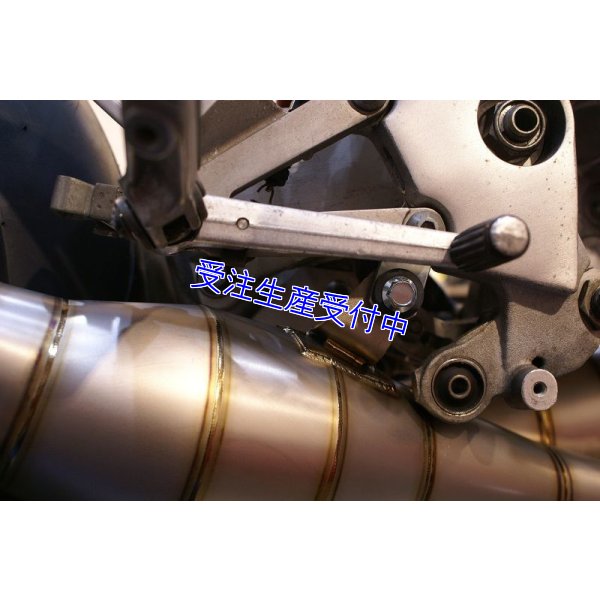 画像12: MC28用 左右出し チタンチャンバーボディー 【 190 TITANIUM 】