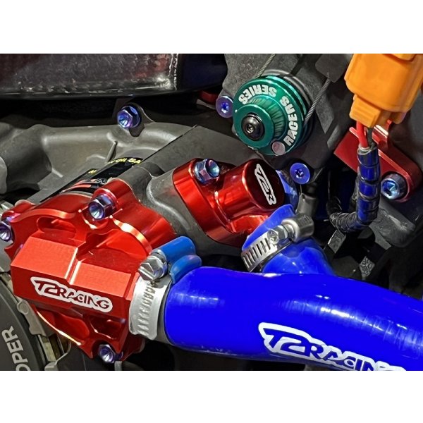 画像18: ディストリビューター