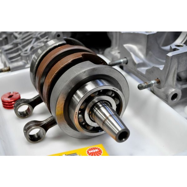 画像10: エンジンフルオーバーホール受付