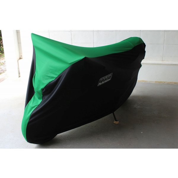 グリーン ／ ブラック