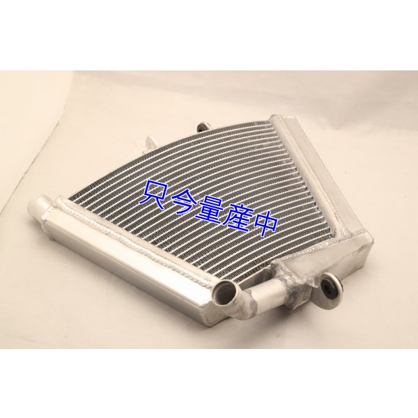 画像9: VFR400R レーシングラジエター 【 NC30 】