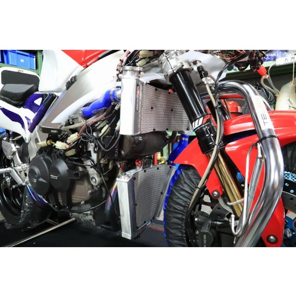 画像14: RVF400 レーシングラジエター 【 NC35 】