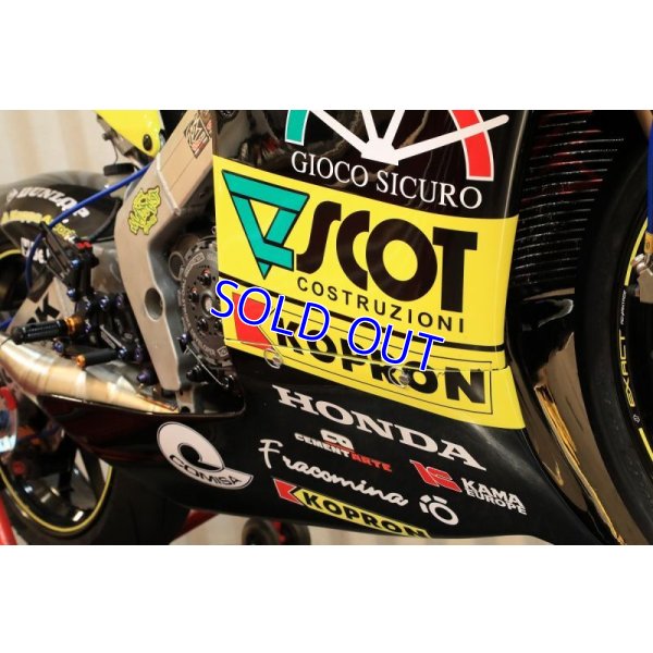 画像11: T2Racing制作 HONDA NSR250R MC18 【 SCOT アンドレア・ドヴィツィオーゾ レプリカ 】 フルカスタム車両 