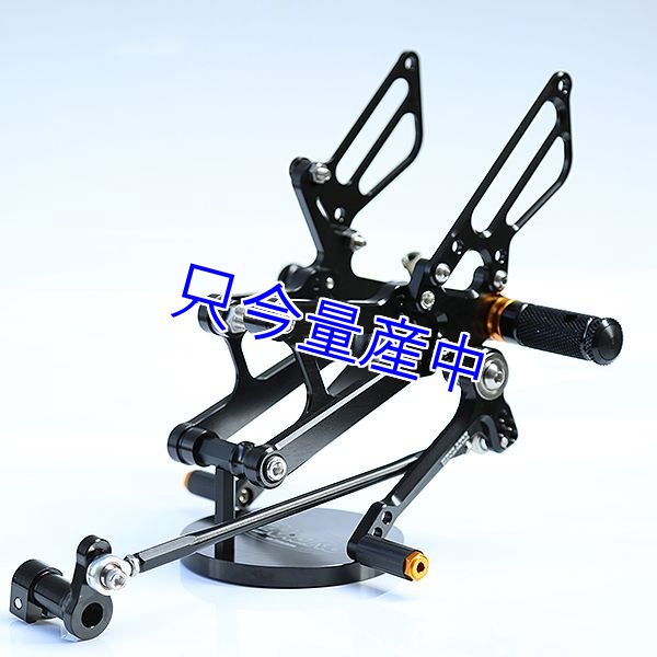 画像1: Baby Face×T2Racing コラボ バックステップキット MC21 MC28用 【BLACK】 (1)
