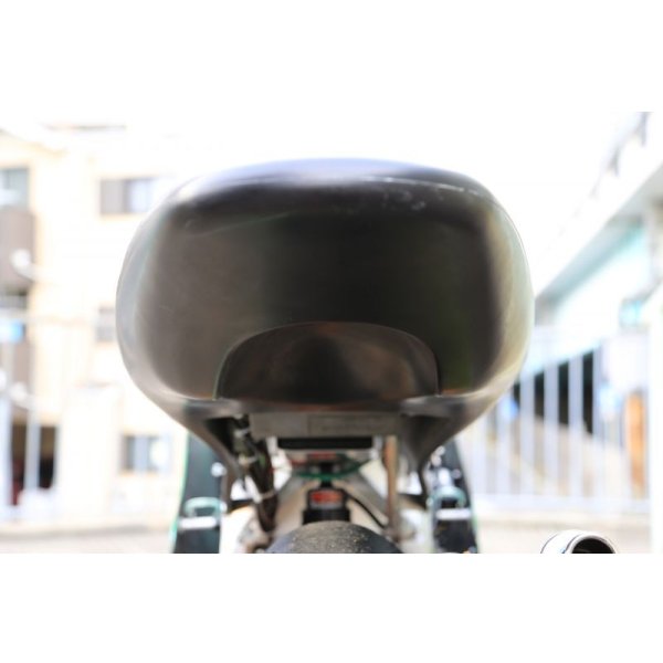 画像5: シートカウル TYPE-2 レースタイプ  FRP製 [ 黒ゲル ] 【 フロントポジション 】MC21・28 (5)