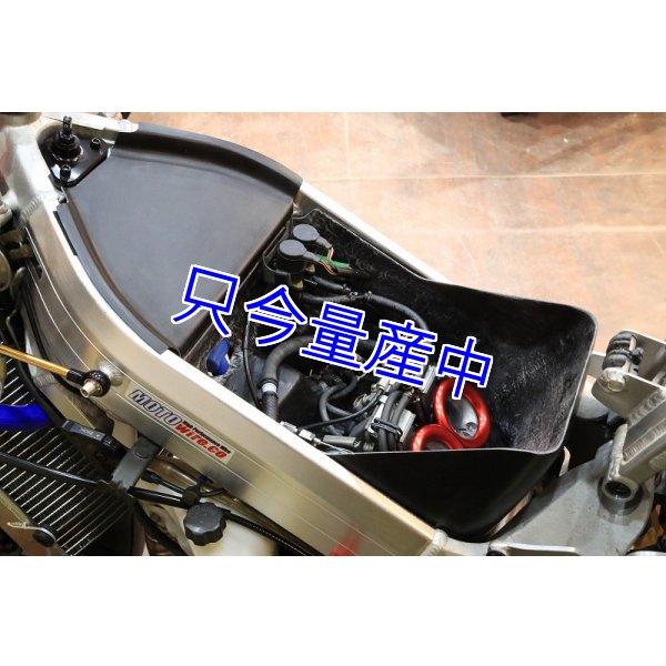 キャブBOX [ 黒ゲル ] MC21・28 - T2Racing ON-LINE SHOP