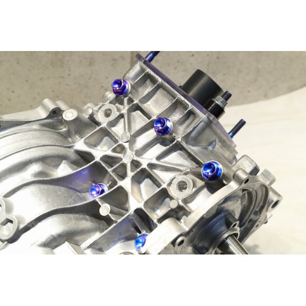 チタンクランクケースボルトセット - T2Racing ON-LINE SHOP チタンクランクケースボルトセット - T2Racing ON-LINE SHOP